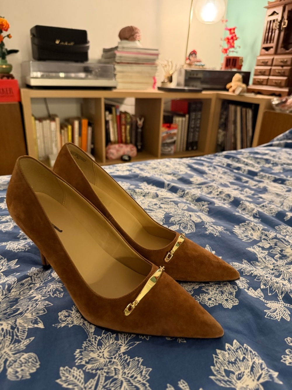 Ann Taylor Chestnut Suede Pointed-Toe Pumps with Gold Bar